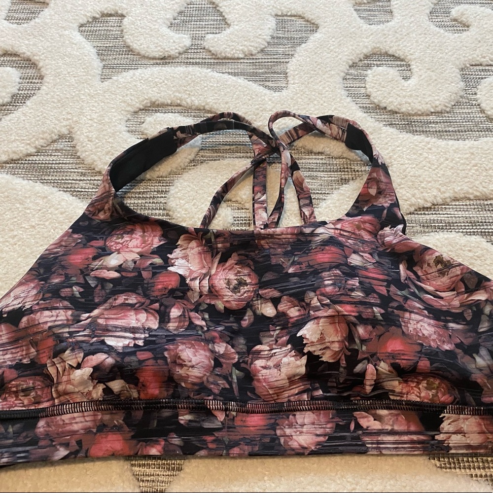 Lululemon Like new Size 10 Energy Bra